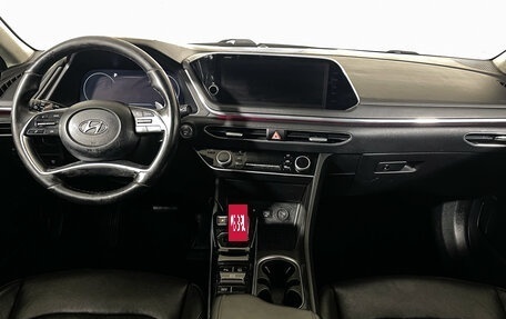 Hyundai Sonata VIII, 2022 год, 1 997 000 рублей, 13 фотография
