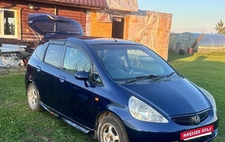 Honda Fit III, 2003 год, 350 000 рублей, 3 фотография