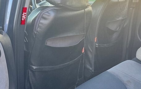 Honda Fit III, 2003 год, 350 000 рублей, 12 фотография