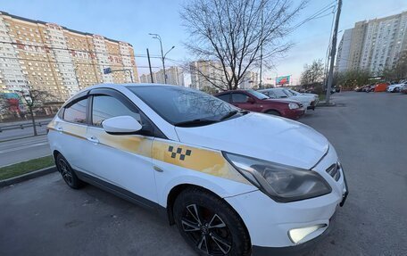 Hyundai Solaris II рестайлинг, 2016 год, 565 000 рублей, 5 фотография