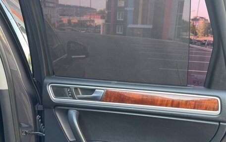 Volkswagen Touareg III, 2011 год, 2 380 000 рублей, 14 фотография