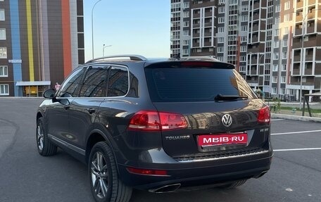 Volkswagen Touareg III, 2011 год, 2 380 000 рублей, 5 фотография