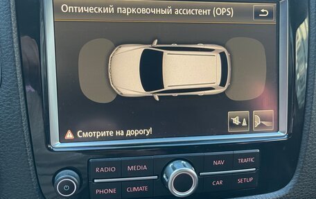Volkswagen Touareg III, 2011 год, 2 380 000 рублей, 18 фотография