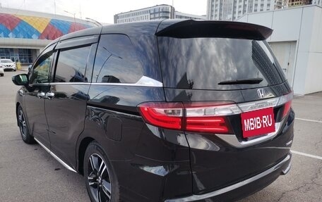 Honda Odyssey IV, 2017 год, 2 275 000 рублей, 3 фотография