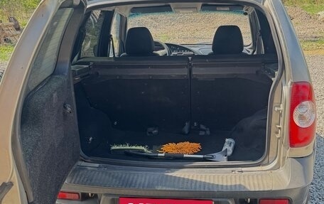 Chevrolet Niva I рестайлинг, 2012 год, 520 000 рублей, 7 фотография
