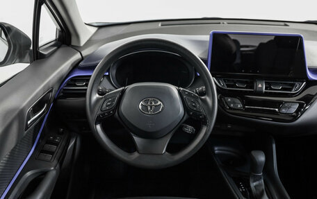 Toyota C-HR I рестайлинг, 2024 год, 3 399 000 рублей, 11 фотография