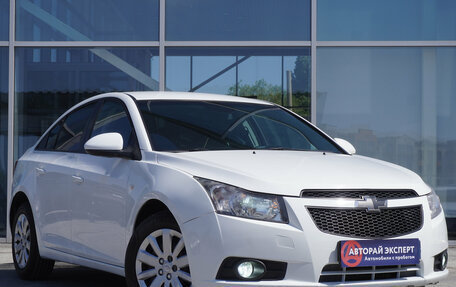 Chevrolet Cruze II, 2012 год, 700 000 рублей, 3 фотография