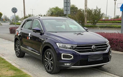 Volkswagen T-Roc I, 2022 год, 1 360 000 рублей, 1 фотография