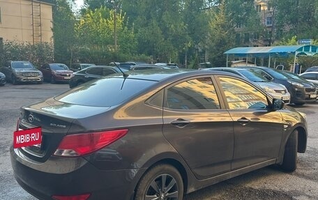 Hyundai Solaris II рестайлинг, 2015 год, 690 000 рублей, 4 фотография