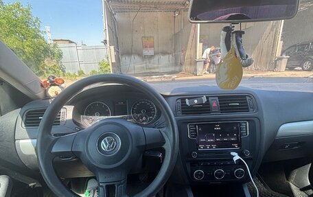 Volkswagen Jetta VI, 2012 год, 1 150 000 рублей, 5 фотография