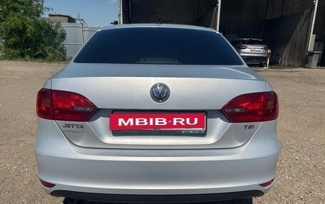Volkswagen Jetta VI, 2012 год, 1 150 000 рублей, 4 фотография