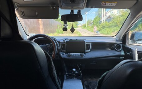 Toyota RAV4, 2019 год, 3 300 000 рублей, 11 фотография