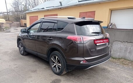 Toyota RAV4, 2019 год, 2 800 000 рублей, 3 фотография