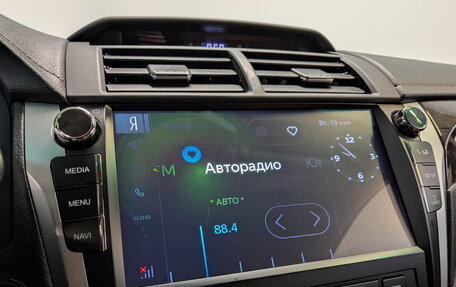 Toyota Camry, 2018 год, 2 750 000 рублей, 15 фотография