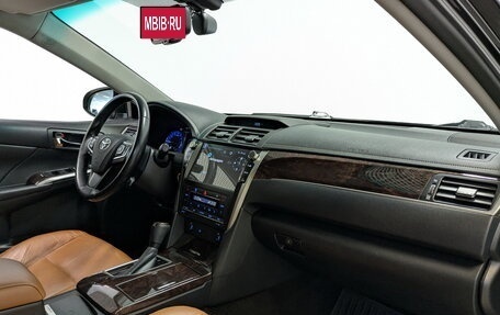 Toyota Camry, 2018 год, 2 750 000 рублей, 11 фотография