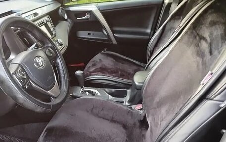 Toyota RAV4, 2013 год, 2 050 000 рублей, 4 фотография