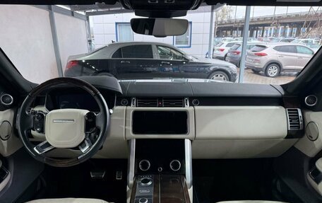 Land Rover Range Rover IV рестайлинг, 2021 год, 9 999 000 рублей, 11 фотография