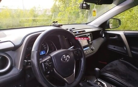 Toyota RAV4, 2013 год, 2 050 000 рублей, 11 фотография