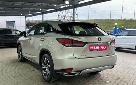 Lexus RX IV рестайлинг, 2021 год, 4 350 000 рублей, 3 фотография