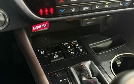 Lexus RX IV рестайлинг, 2021 год, 4 350 000 рублей, 25 фотография