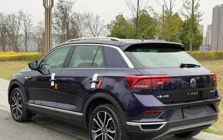 Volkswagen T-Roc I, 2022 год, 1 360 000 рублей, 4 фотография