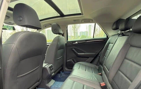 Volkswagen T-Roc I, 2022 год, 1 360 000 рублей, 10 фотография