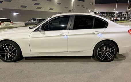 BMW 3 серия, 2017 год, 2 350 000 рублей, 3 фотография