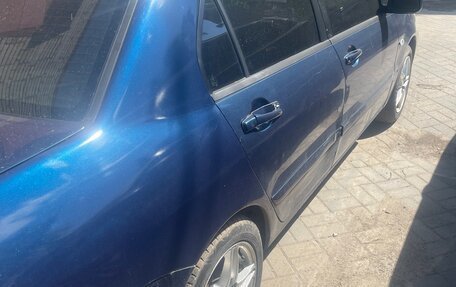 Mitsubishi Lancer IX, 2005 год, 250 000 рублей, 3 фотография