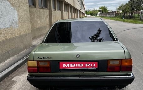 Audi 100, 1983 год, 330 000 рублей, 2 фотография