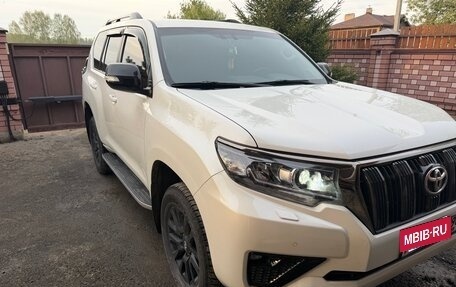Toyota Land Cruiser Prado 150 рестайлинг 2, 2020 год, 7 000 000 рублей, 14 фотография
