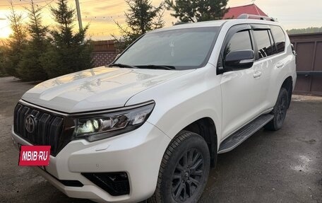 Toyota Land Cruiser Prado 150 рестайлинг 2, 2020 год, 7 000 000 рублей, 12 фотография