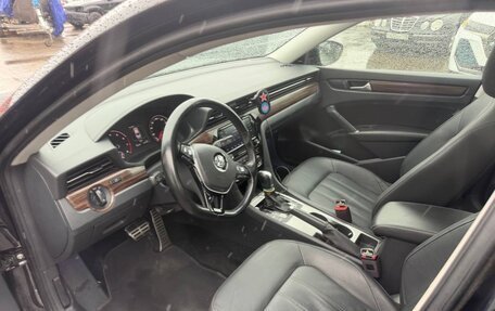 Volkswagen Passat B8 рестайлинг, 2019 год, 2 050 000 рублей, 7 фотография