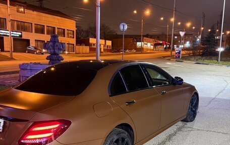 Mercedes-Benz E-Класс, 2019 год, 3 700 000 рублей, 2 фотография