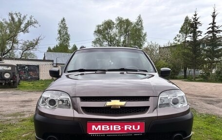 Chevrolet Niva I рестайлинг, 2017 год, 800 000 рублей, 1 фотография