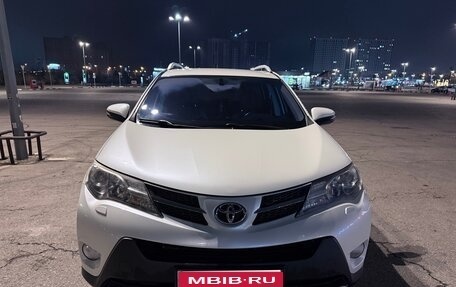 Toyota RAV4, 2015 год, 2 200 000 рублей, 1 фотография