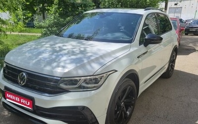 Volkswagen Tiguan II, 2021 год, 4 220 000 рублей, 1 фотография