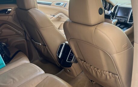 Porsche Cayenne III, 2011 год, 1 600 000 рублей, 15 фотография