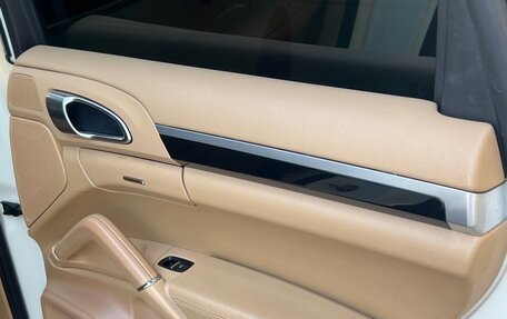 Porsche Cayenne III, 2011 год, 1 600 000 рублей, 16 фотография