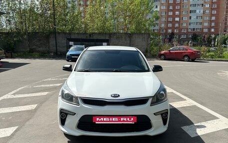 KIA Rio IV, 2018 год, 850 000 рублей, 2 фотография