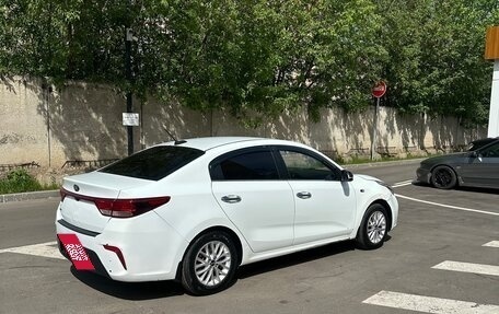 KIA Rio IV, 2018 год, 850 000 рублей, 8 фотография