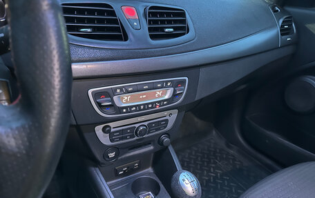 Renault Fluence I, 2014 год, 750 000 рублей, 3 фотография