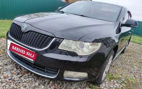 Skoda Superb III рестайлинг, 2008 год, 650 000 рублей, 13 фотография
