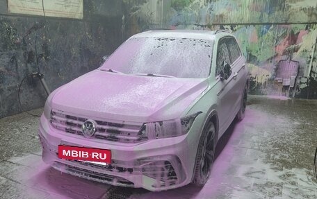 Volkswagen Tiguan II, 2021 год, 4 220 000 рублей, 3 фотография