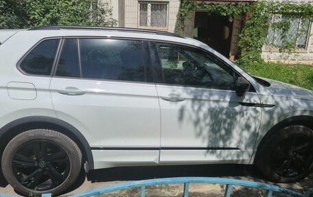Volkswagen Tiguan II, 2021 год, 4 220 000 рублей, 8 фотография