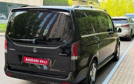 Mercedes-Benz V-Класс, 2024 год, 14 000 000 рублей, 6 фотография