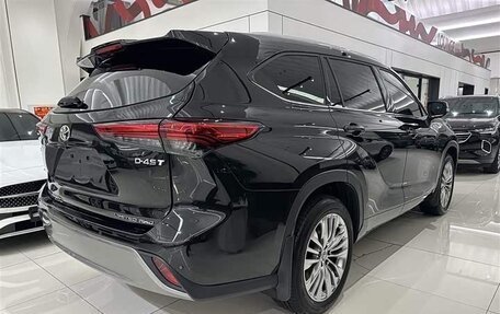 Toyota Highlander, 2026 год, 5 550 000 рублей, 19 фотография