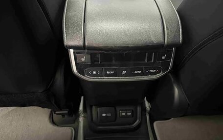 Toyota Highlander, 2026 год, 5 550 000 рублей, 17 фотография