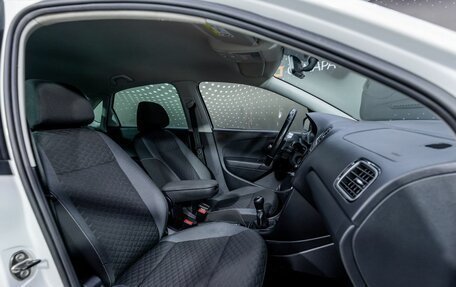 Volkswagen Polo VI (EU Market), 2018 год, 1 105 000 рублей, 18 фотография