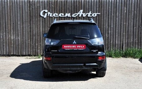 Mitsubishi Outlander III рестайлинг 3, 2010 год, 1 100 000 рублей, 4 фотография