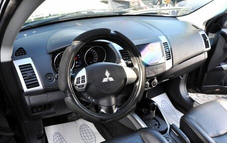 Mitsubishi Outlander III рестайлинг 3, 2010 год, 1 100 000 рублей, 9 фотография